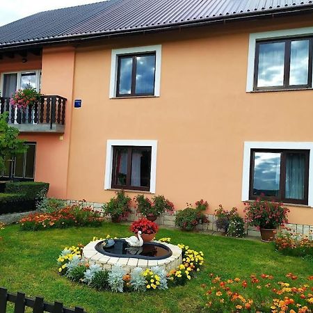 Apartman Niki Lič 외부 사진