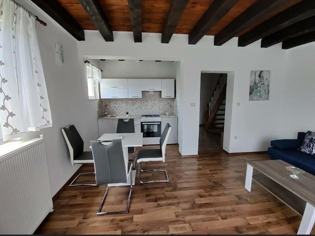 Apartman Niki Lič 외부 사진